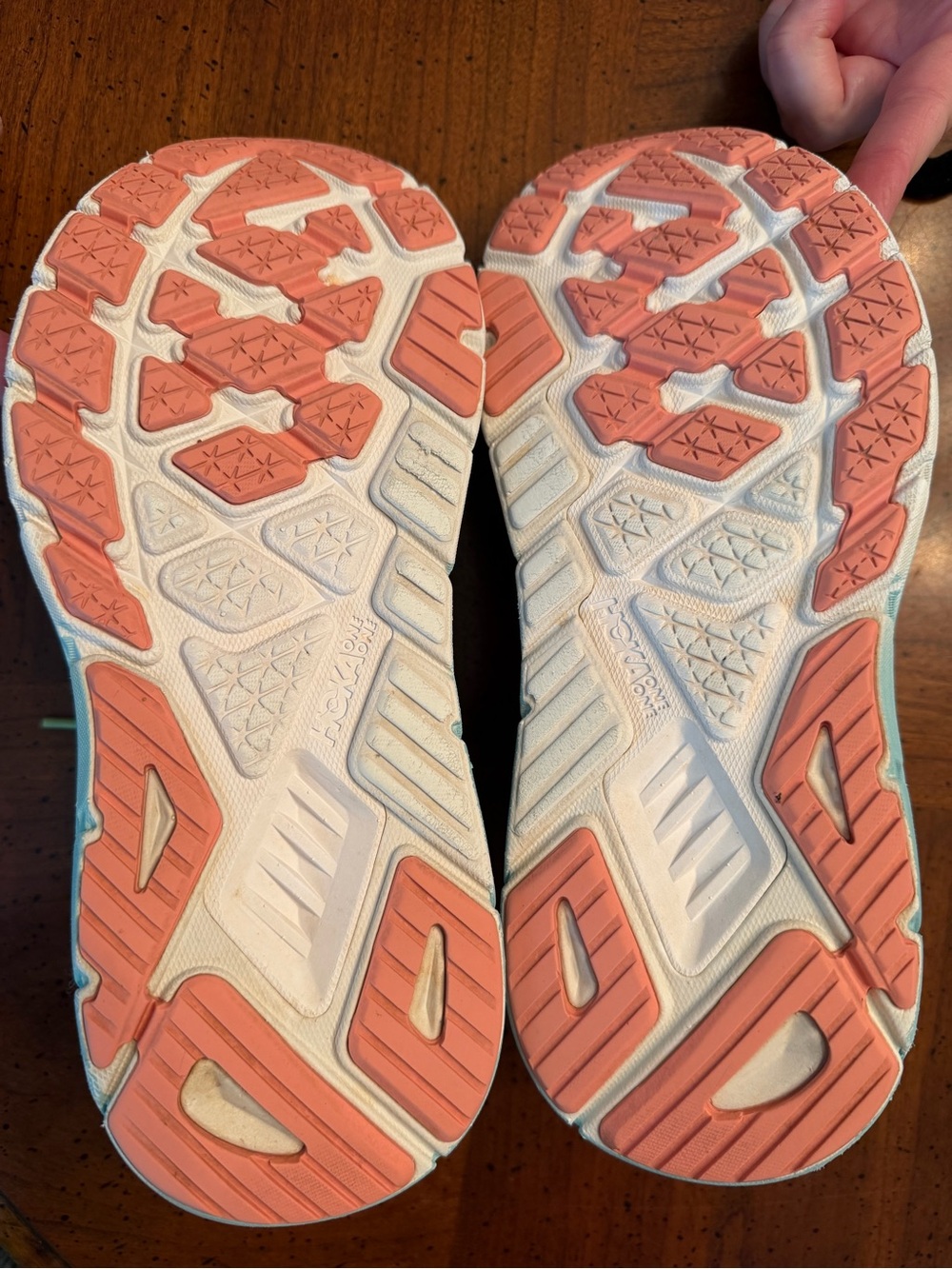 Hoka Women's Arahi 7 - Picture 6 of 6